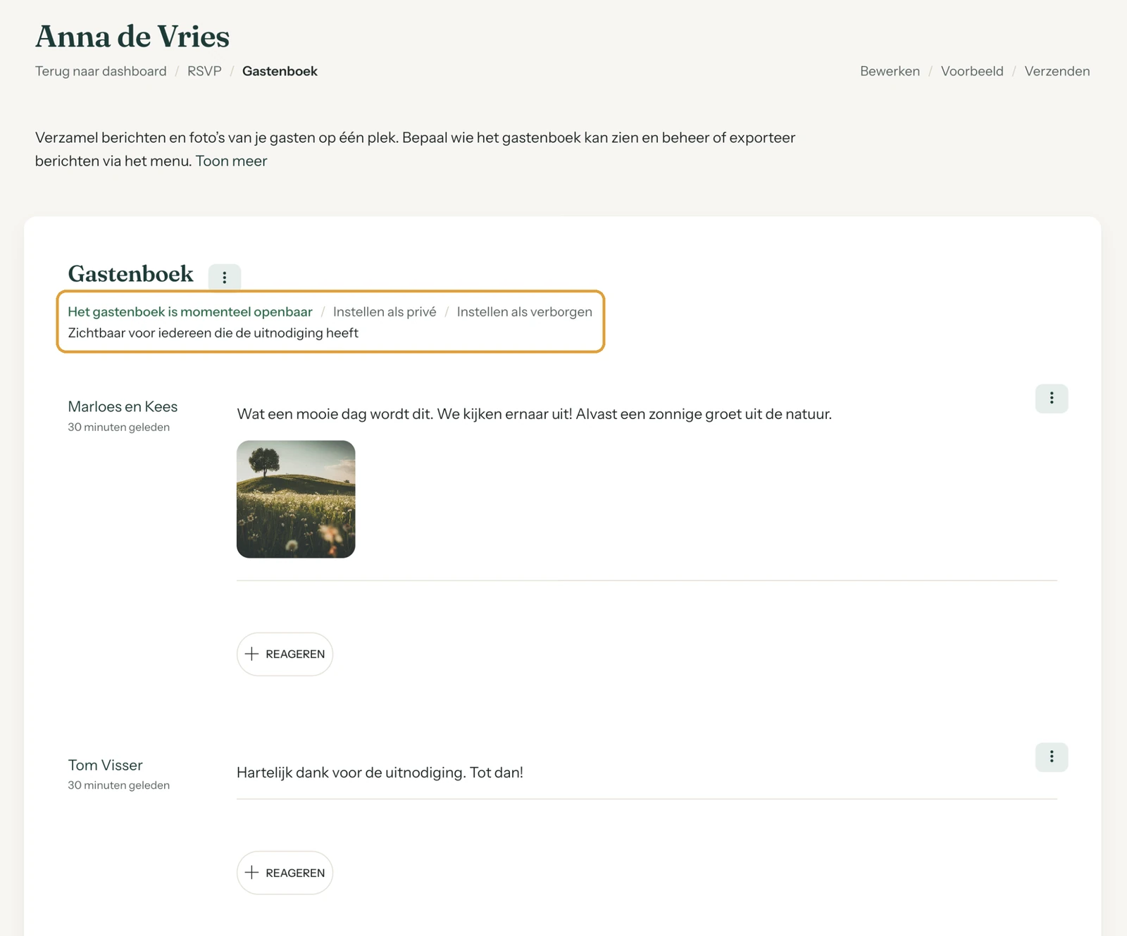 De gastenboekpagina in het dashboard met een bericht, foto&rsquo;s, het menu en de knop reageren